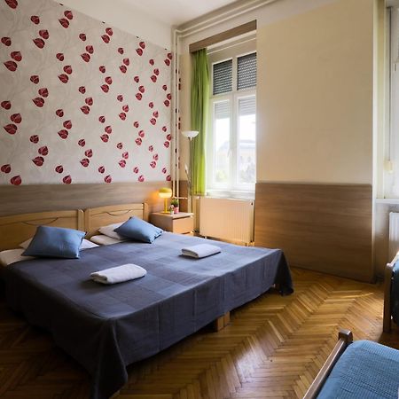East Station Private Rooms Budapest Kültér fotó