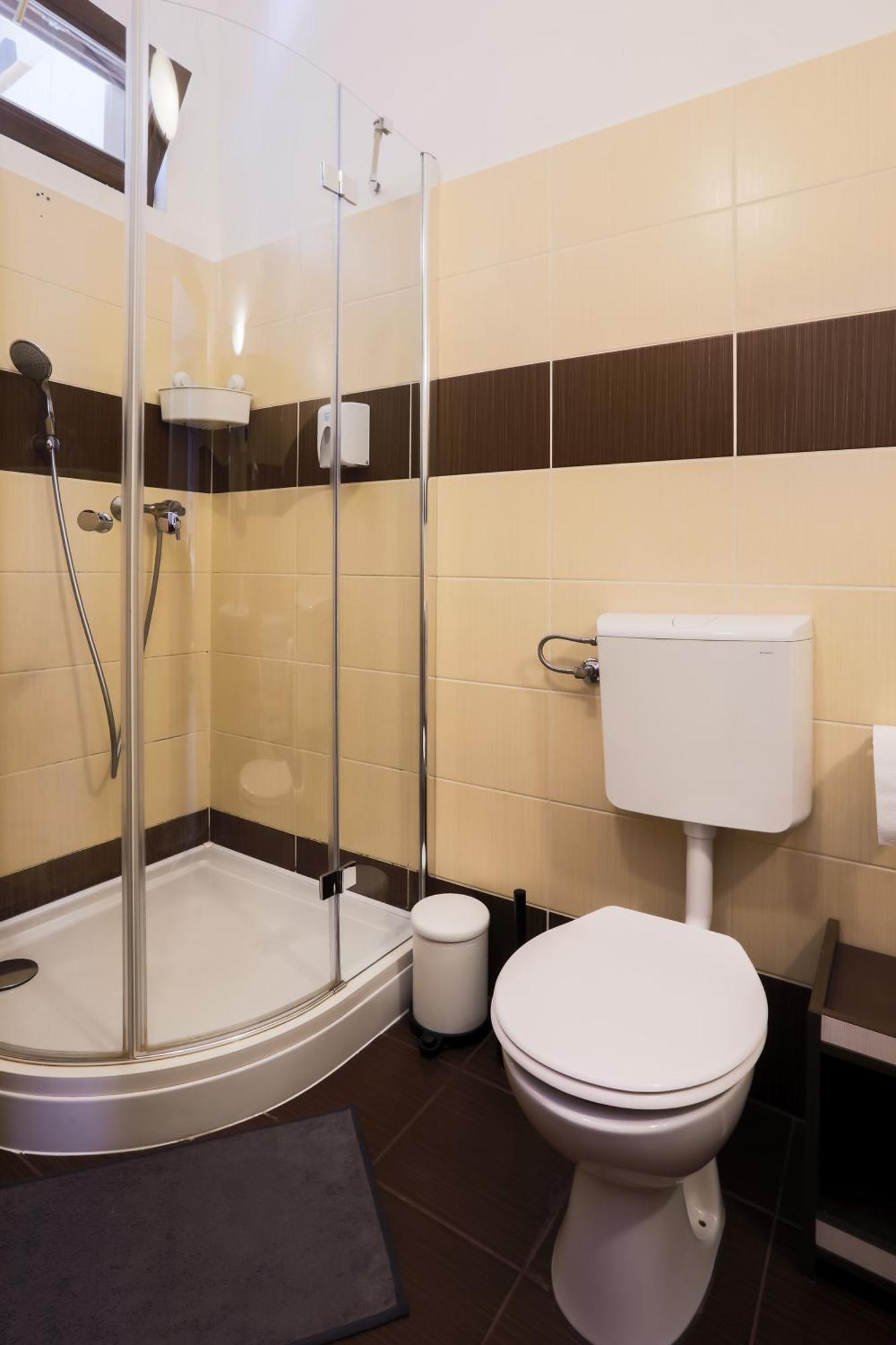 East Station Private Rooms Budapest Kültér fotó
